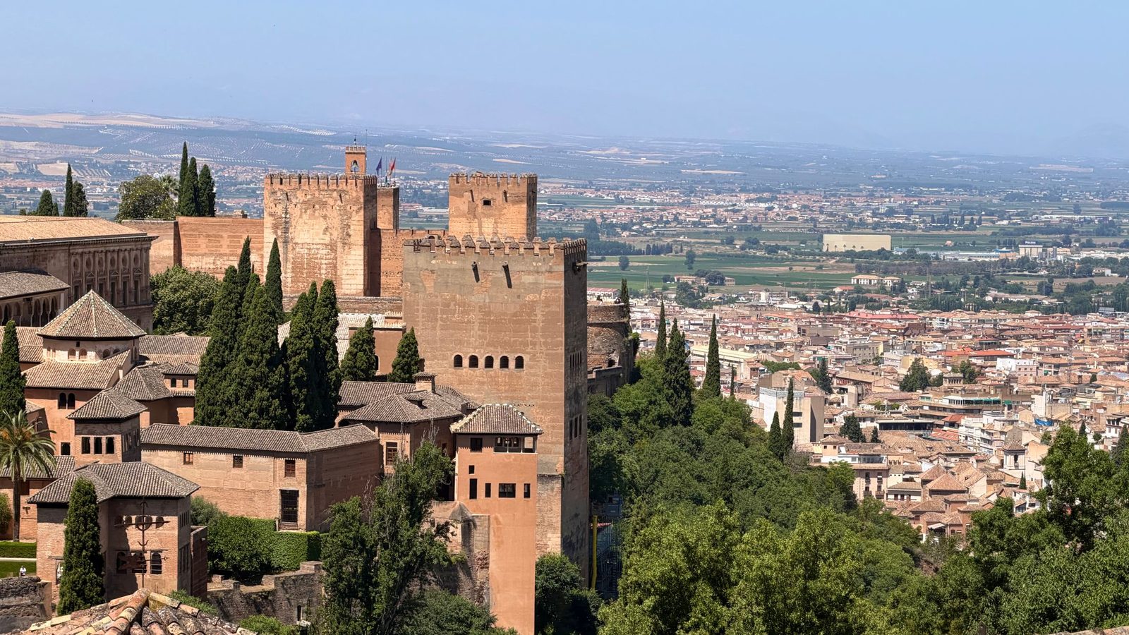 Spain — Art cities and Mediterranean beaches